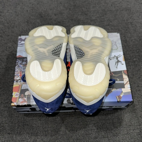Air Jordan 11 Retro Low - Picture 6 of 8